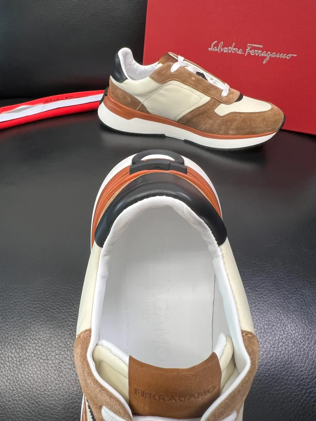 Men's shoes 💰780 Ferragamo High quality top handicrafts Ferragamo counters sell original factory configuration at the same time, imported original cowhide from Italy, imported water-dyed cow lining, soles: original factory special original soles are super comfortable, original factory and single goods, welcome to compare at the same time at the counter, code number 39-44 (customized 38 45)